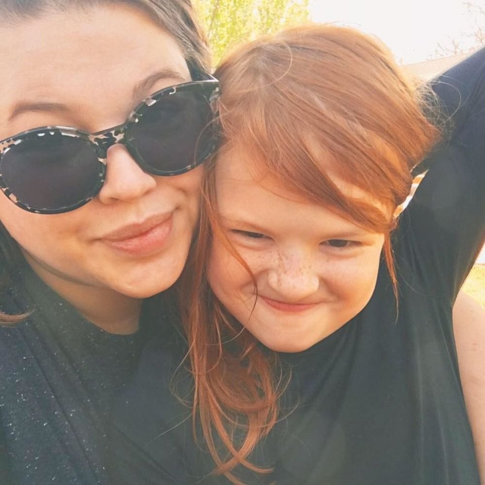 Meet your Posher, Hillary